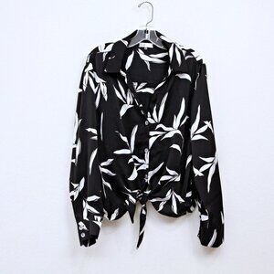 NWOT Rielle Tropical Lightweight Button Shirt Tie Front Black‎ White Women XL